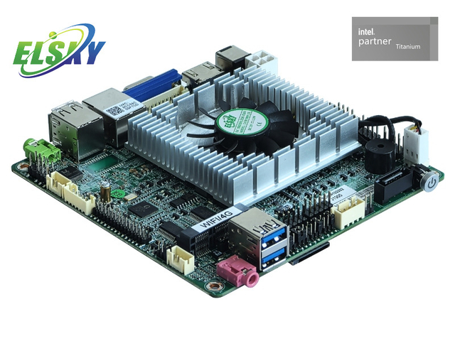 Carte m&egrave;re Nano-ITX DDR3 bon march&eacute; pour le contr&ocirc;le industriel
